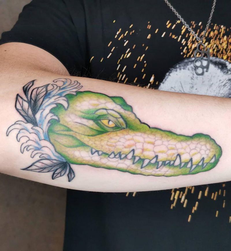 Pretty Crocodile Tattoo Designs and Ideas