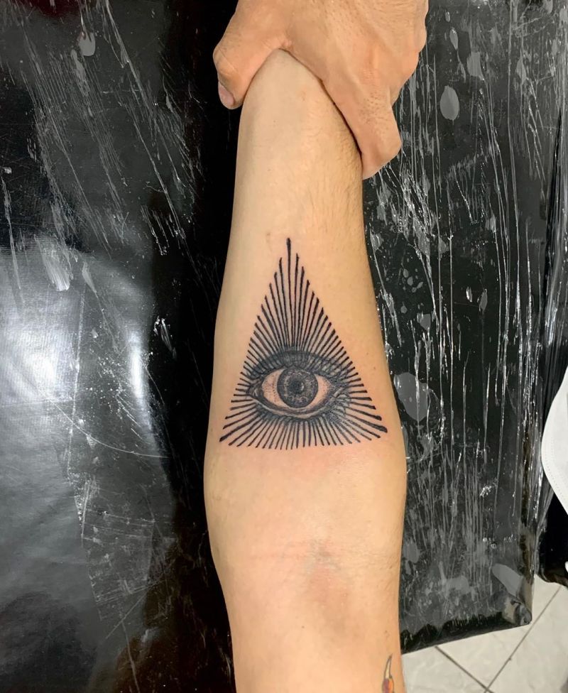 30 Pretty Eyes Tattoos You Will Love