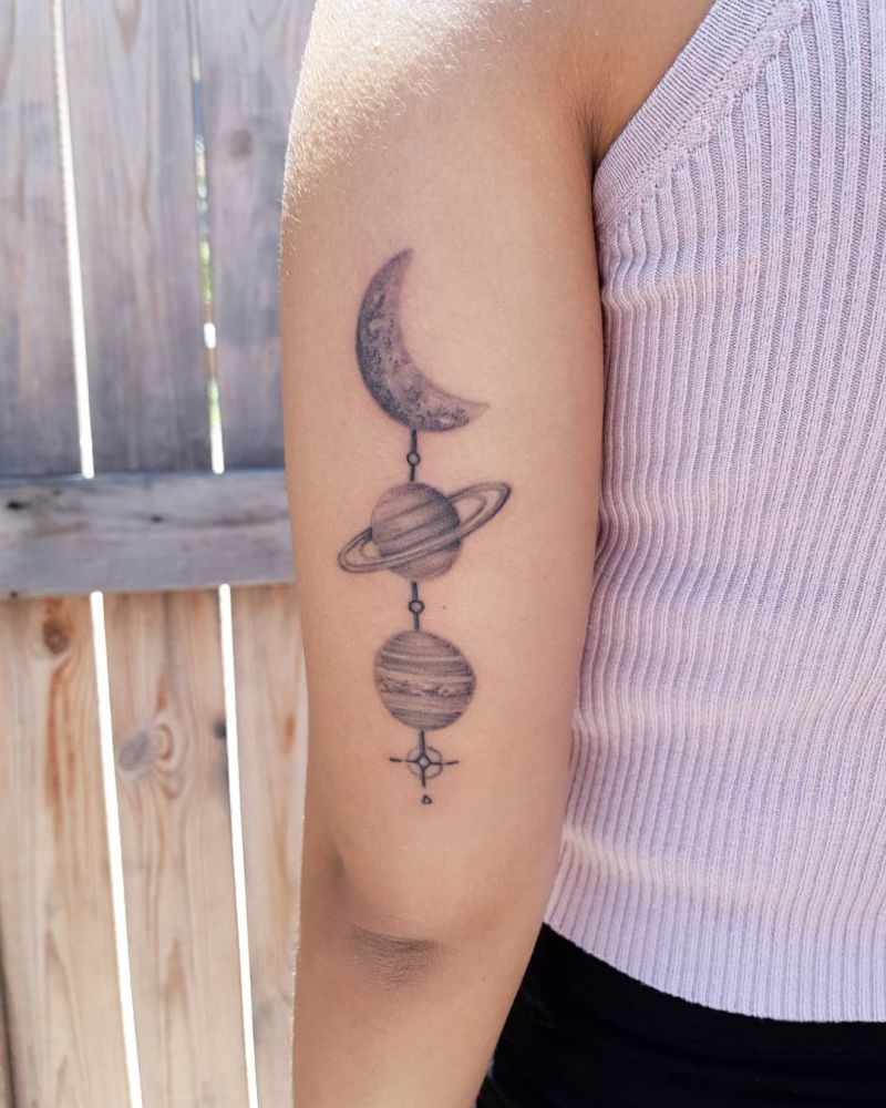 Pretty Saturn Tattoos for You to Enjoy