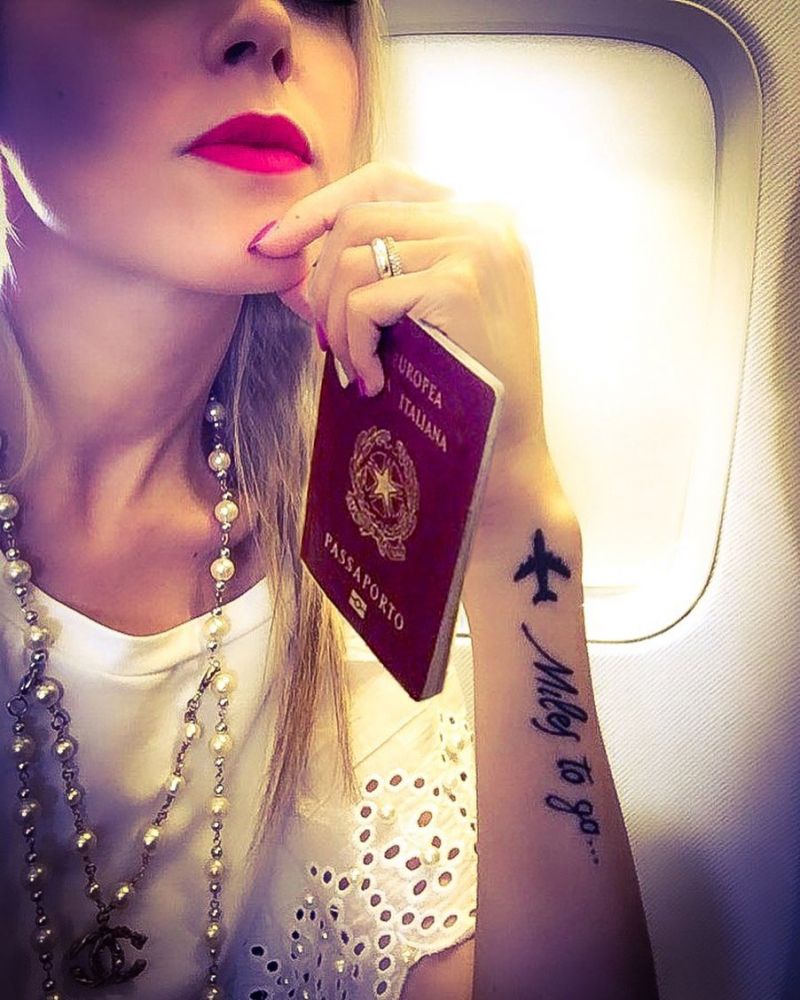 30 Pretty Airplane Tattoos Make You Like to Travel