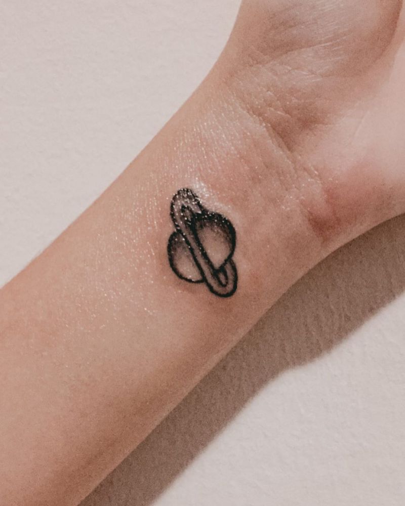 Pretty Saturn Tattoos for You to Enjoy