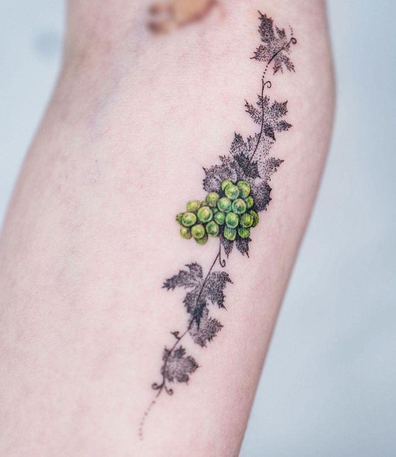 30 Sweet Grape Tattoos Moment Give You The Taste of Happiness