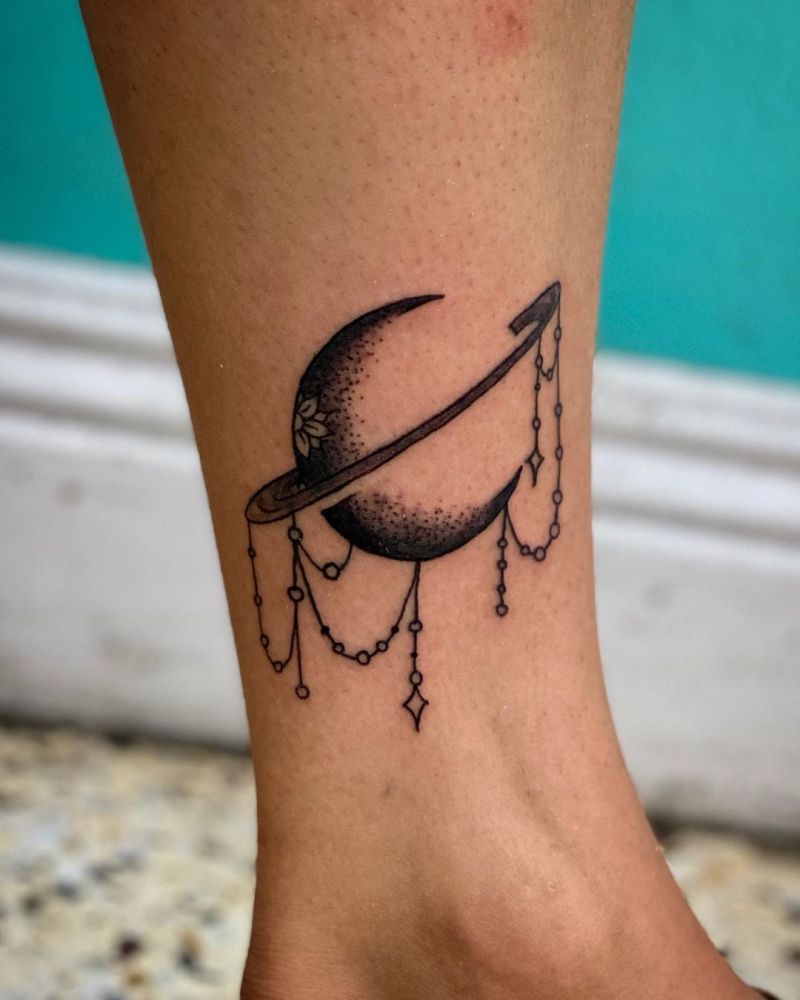 Pretty Saturn Tattoos for You to Enjoy