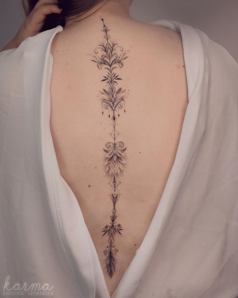 Pretty Spine Tattoos that Make You Sexy