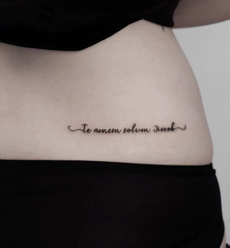 Pretty Waist Tattoos That Make You More Attractive