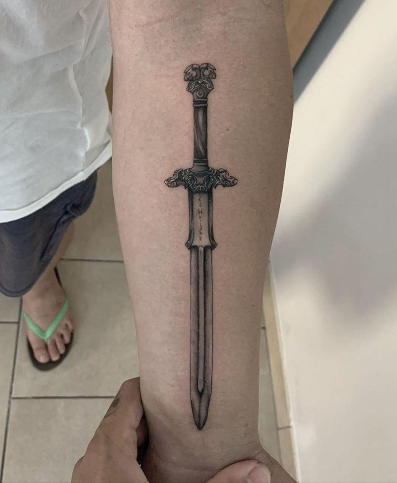 30 Pretty Sword Tattoos to Inspire You