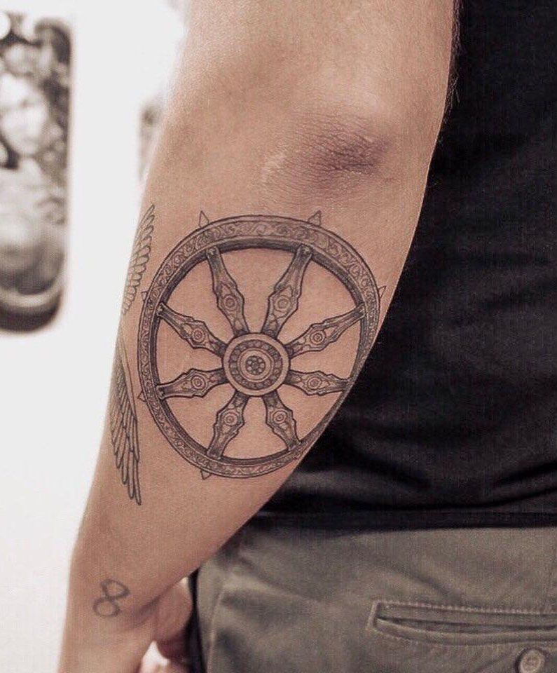 30 Wheel Tattoos Give You The Right Direction