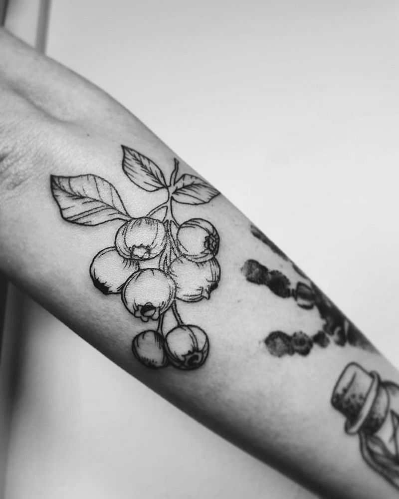 Pretty Blueberry Tattoos for You to Enjoy