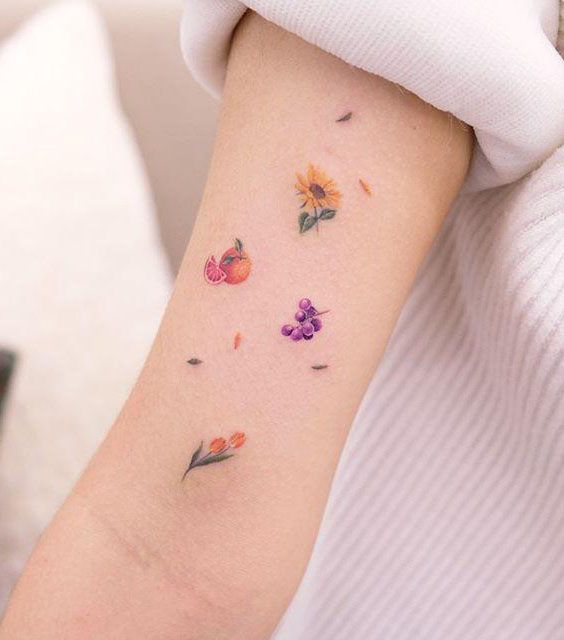 30 Sweet Grape Tattoos Moment Give You The Taste of Happiness