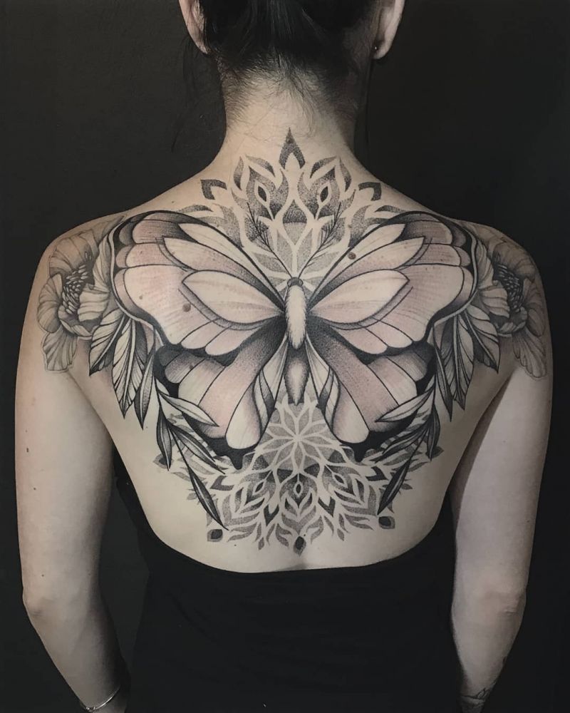 Pretty Back Tattoos That Make You More Attractive