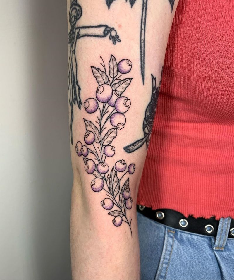 Pretty Blueberry Tattoos for You to Enjoy