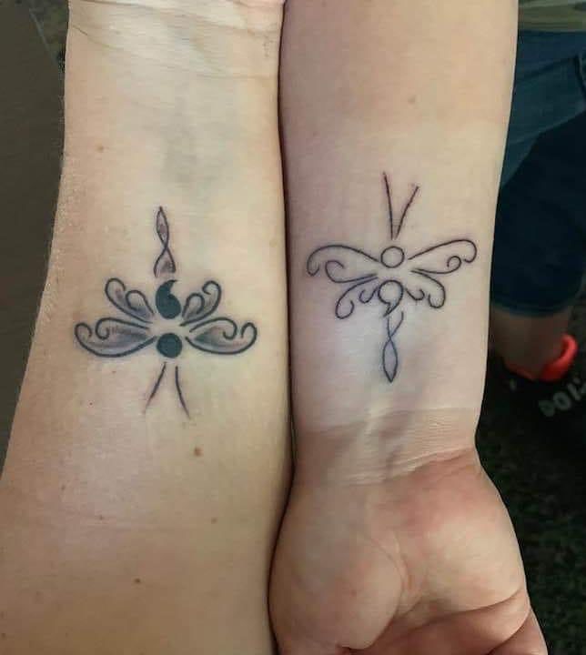 Pretty Mother Daughter Tattoos You Will Love