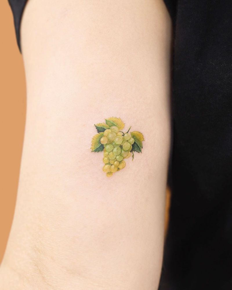 30 Sweet Grape Tattoos Moment Give You The Taste of Happiness