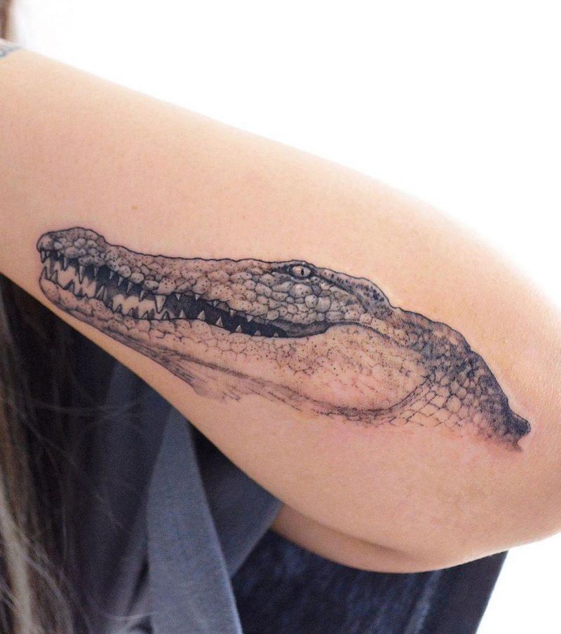 Pretty Crocodile Tattoo Designs and Ideas