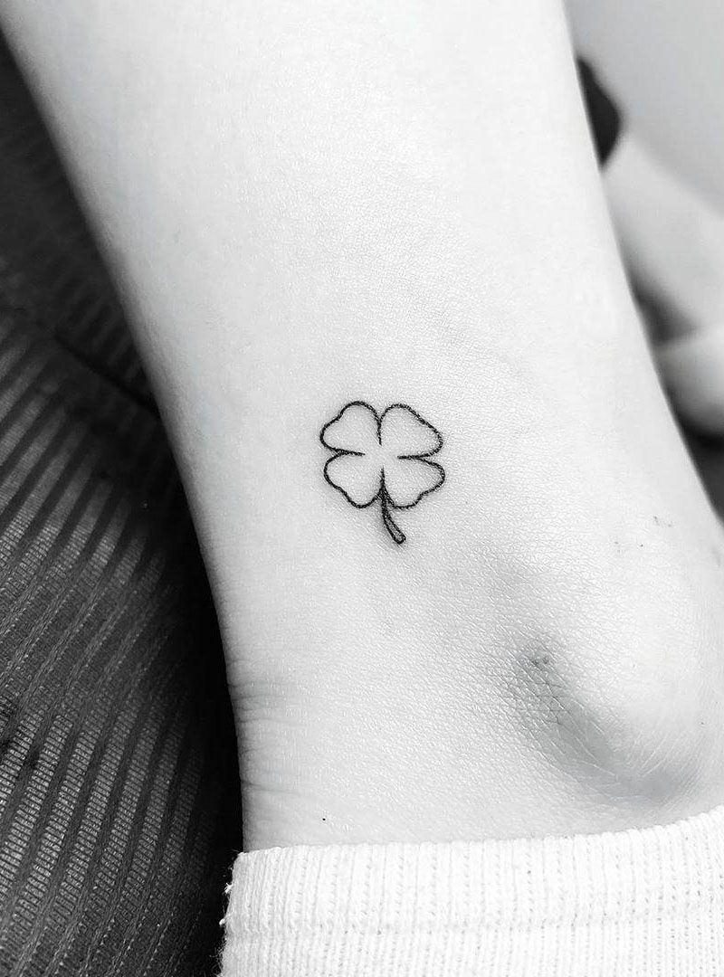 30 Pretty Four Leaf Clover Tattoos to Witness Your Love