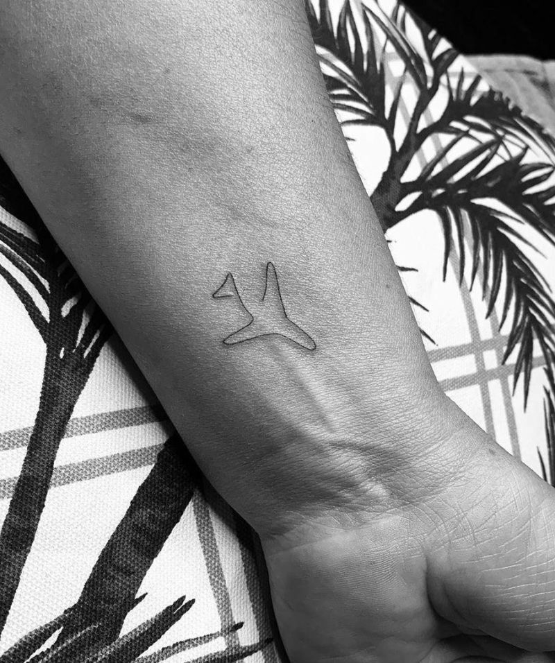 30 Pretty Airplane Tattoos Make You Like to Travel