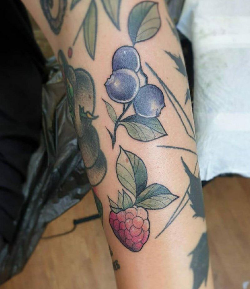 Pretty Blueberry Tattoos for You to Enjoy