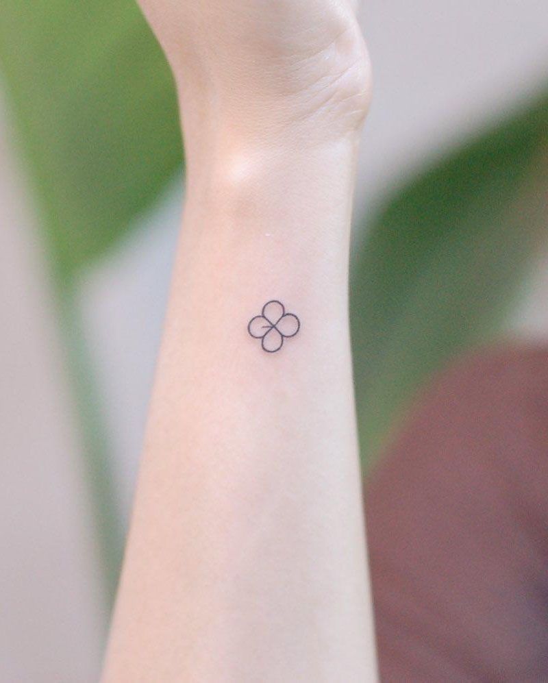 30 Pretty Four Leaf Clover Tattoos to Witness Your Love