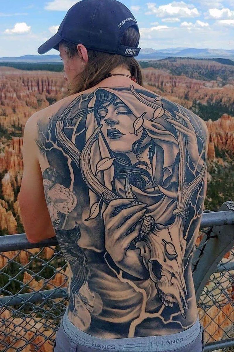 Pretty Back Tattoos That Make You More Attractive