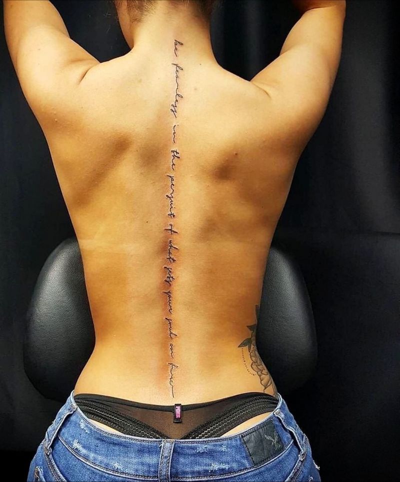 Pretty Spine Tattoos that Make You Sexy