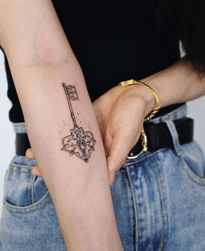 30 Pretty Key Tattoos Let Everything Go Smoothly for You