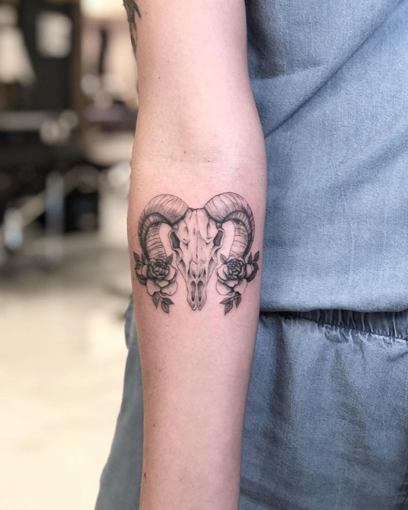 30 Pretty Aries Tattoos Show your Charm