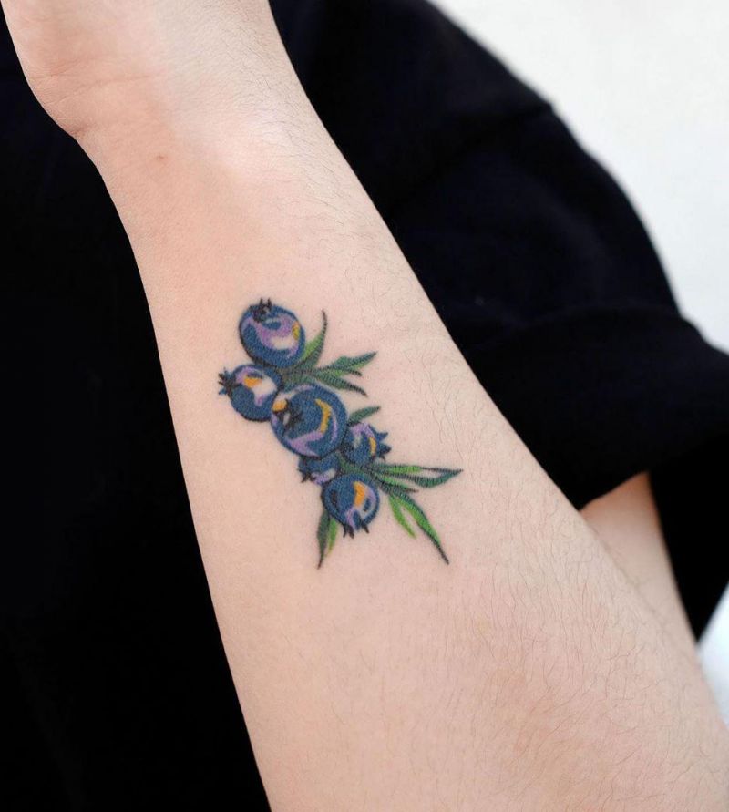 Pretty Blueberry Tattoos for You to Enjoy