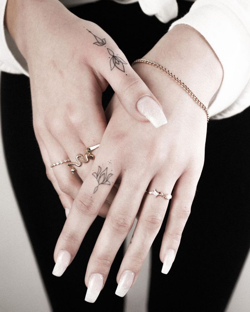 Exquisite Finger Tattoos That Give You a Different Feeling