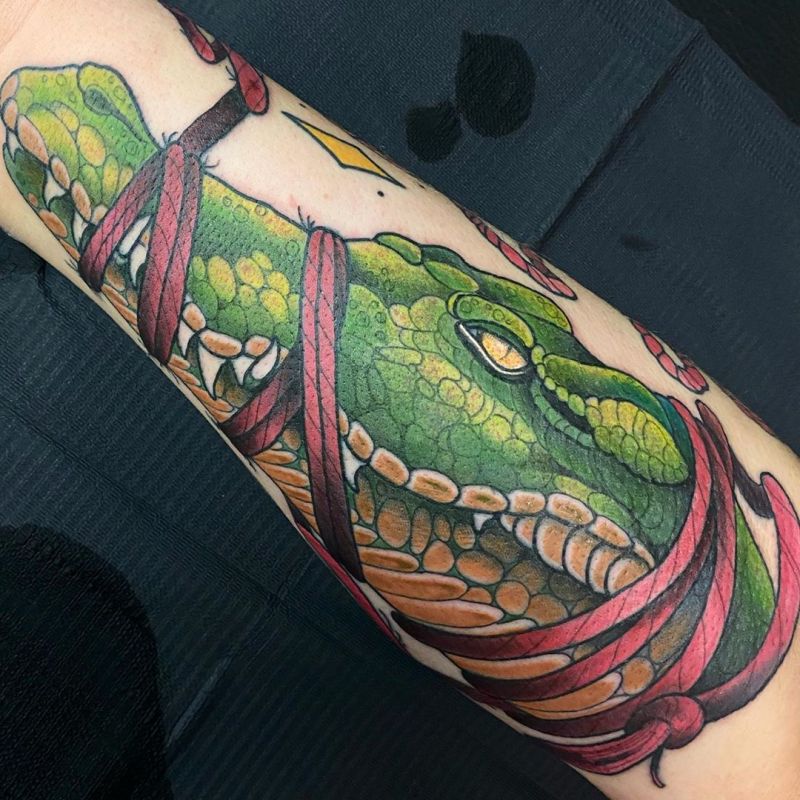 Pretty Crocodile Tattoo Designs and Ideas