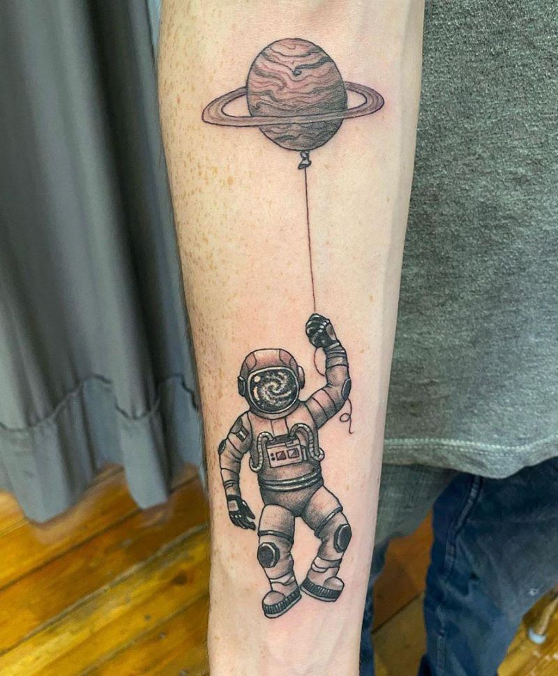 Pretty Saturn Tattoos for You to Enjoy