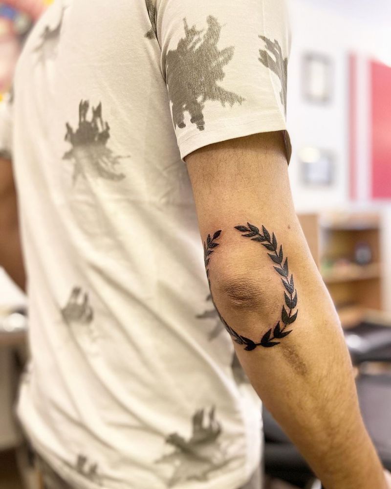 30 Pretty Elbow Tattoos You Will Love