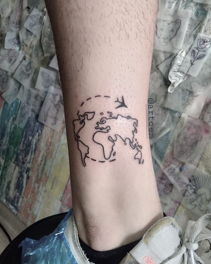 30 Pretty Map Tattoos Make You Want to Go Abroad