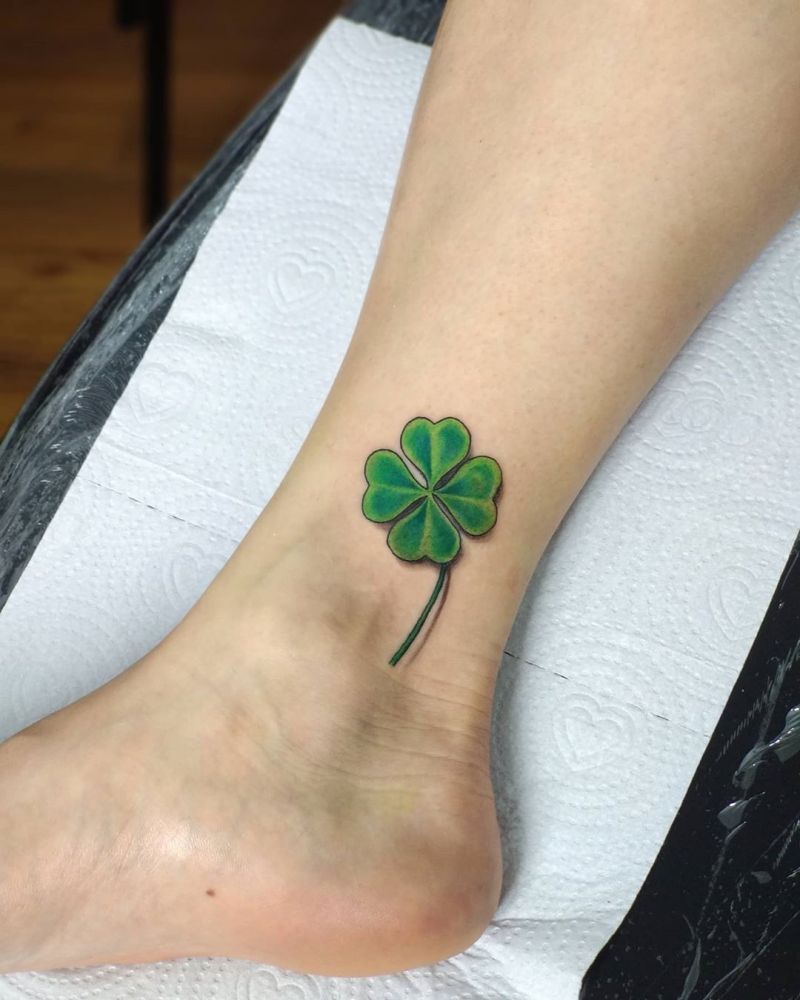 30 Pretty Four Leaf Clover Tattoos to Witness Your Love