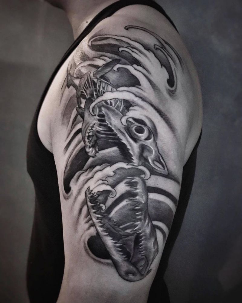 Pretty Crocodile Tattoo Designs and Ideas