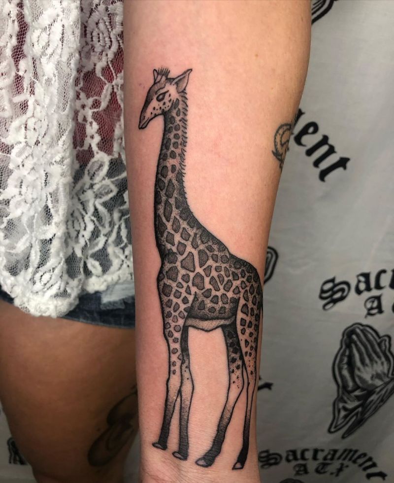 Pretty Giraffe Tattoos to Inspire You