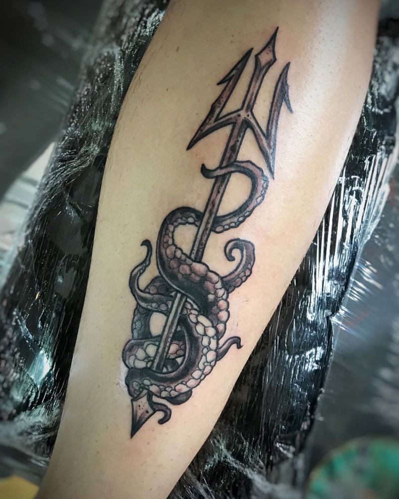 30 Creative Trident Tattoos for Your Inspiration | Style VP | Page 7