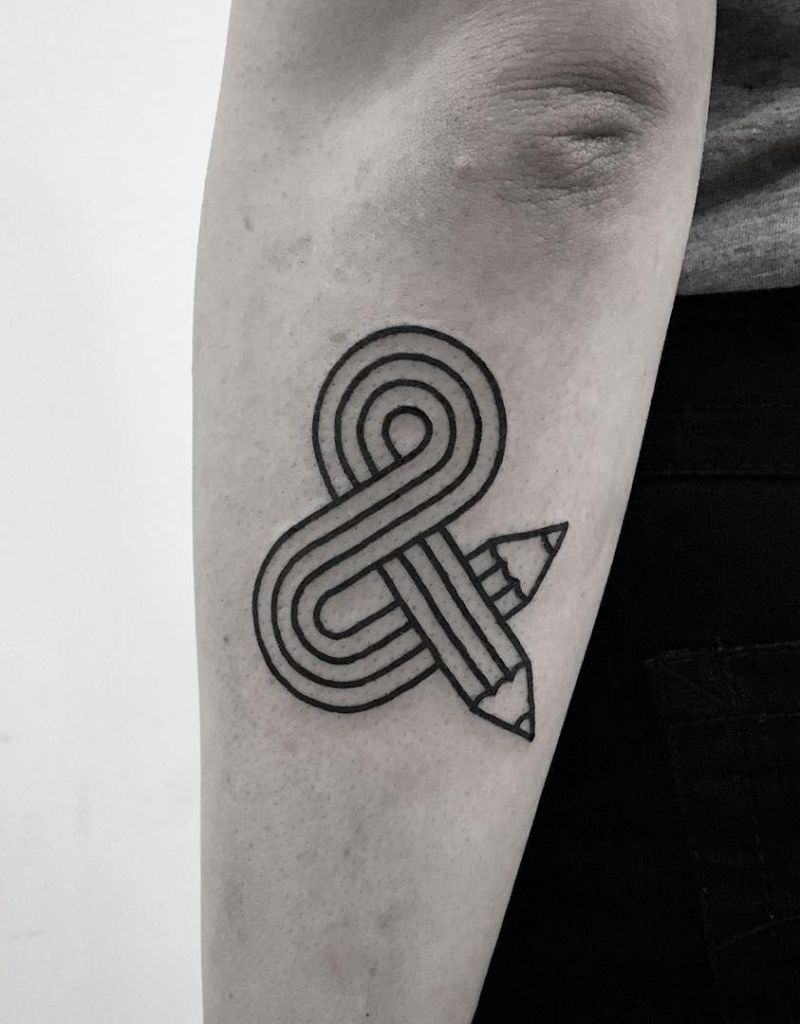 30 Pretty Ampersand Tattoos to Inspire You