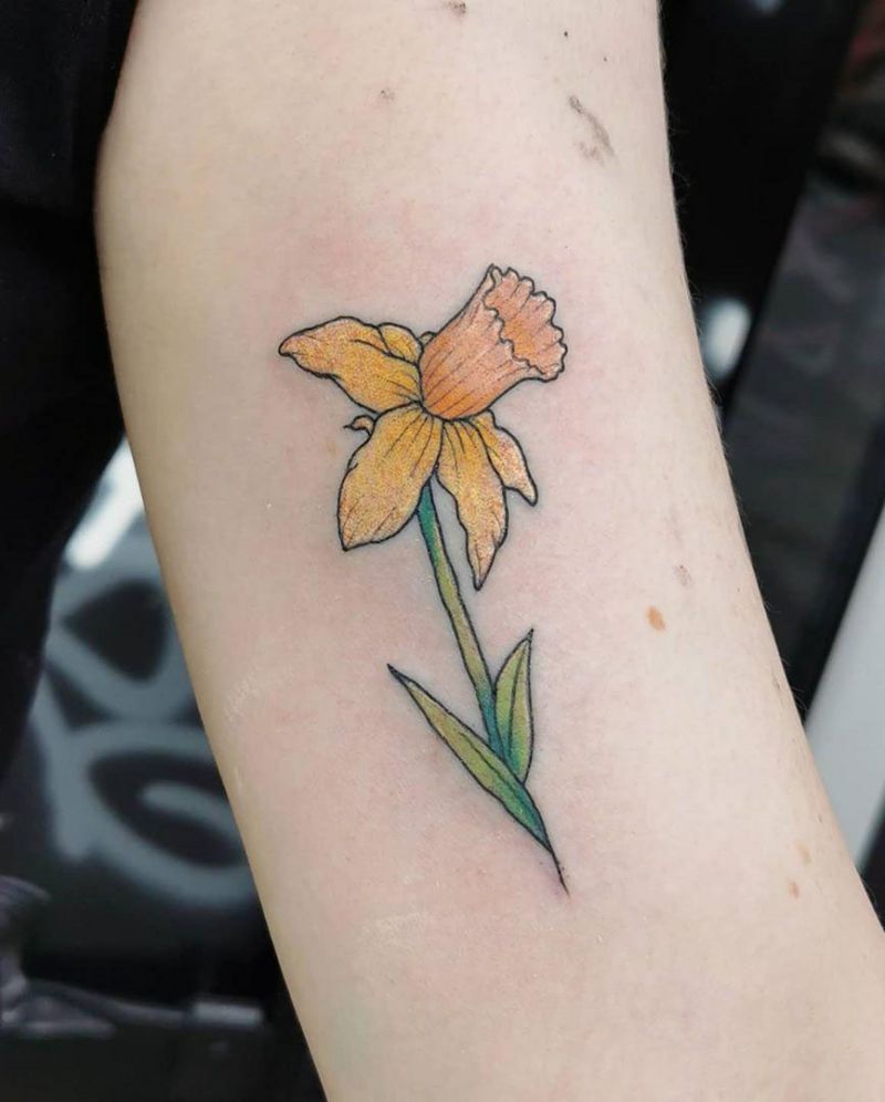 30 Pretty Daffodil Tattoos You Will Love