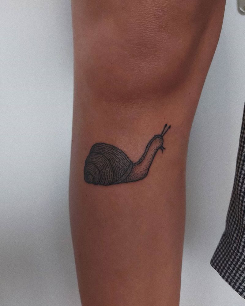 30 Cute Snail Tattoos That You Can't Miss