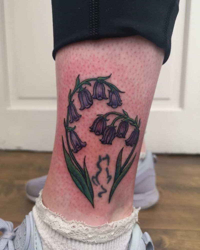 30 Elegant Bluebell Flower Tattoos You Can't Help Trying