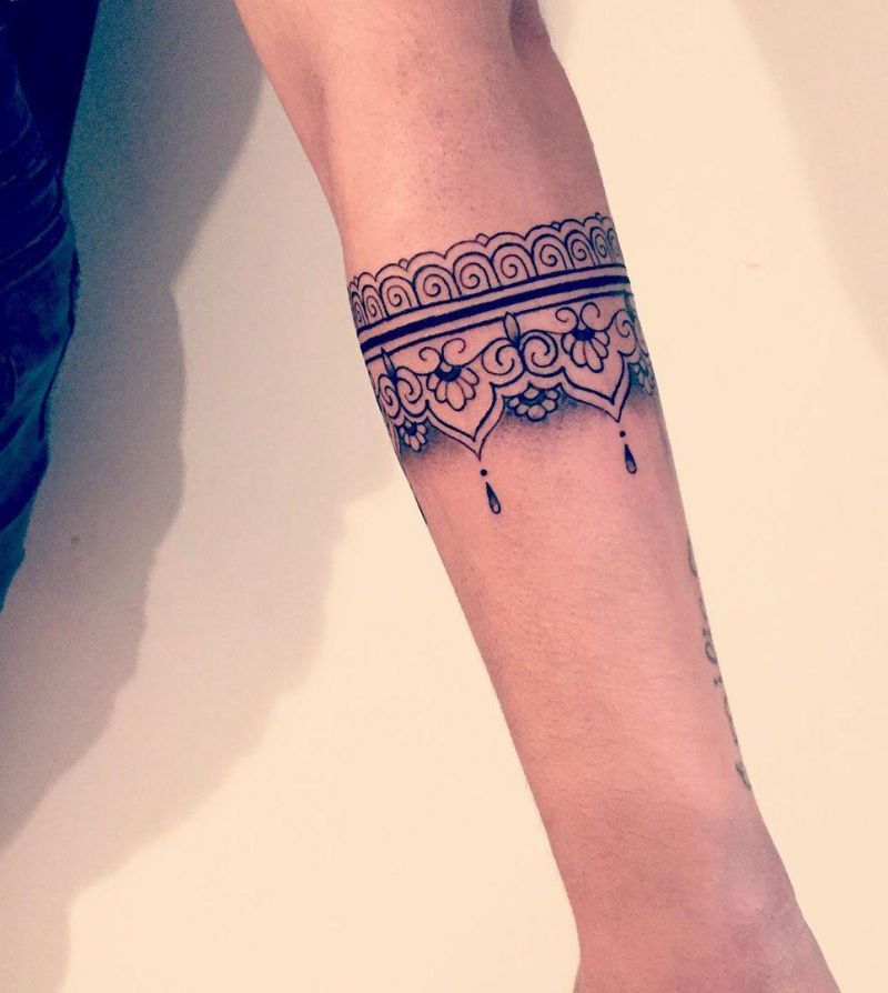 30 Creative Bracelet Tattoos You Will Love