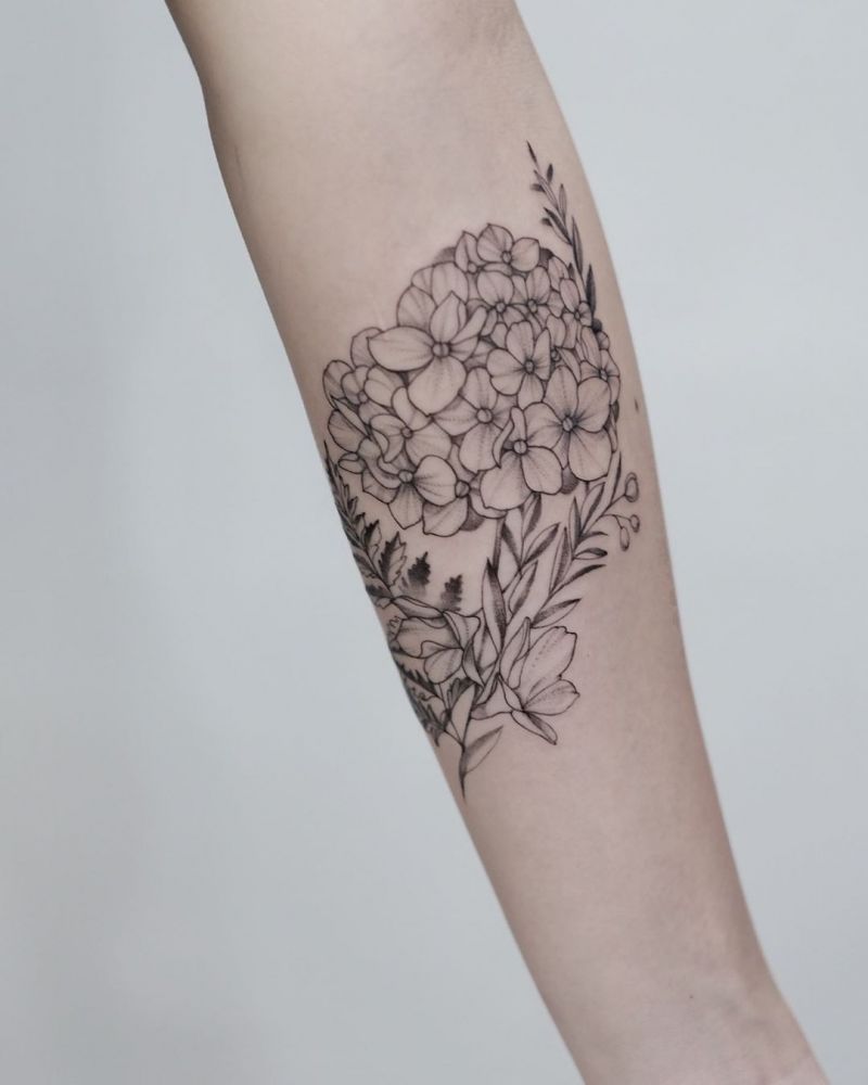 30 Elegant Hydrangea Tattoos for Women You Will Love