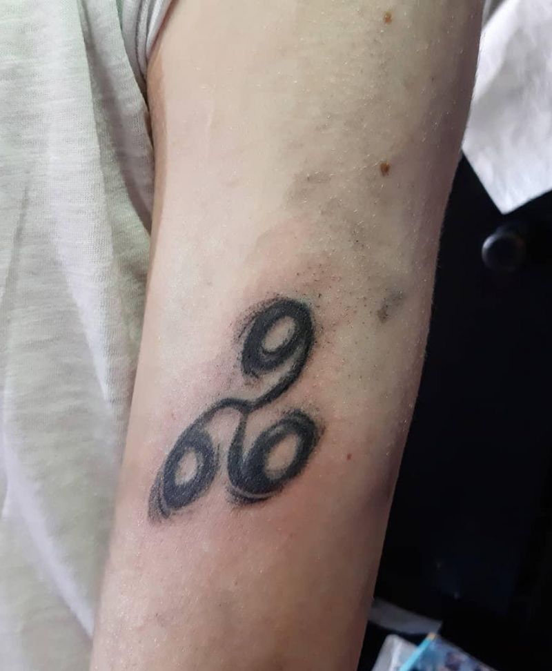 30 Pretty Triskelion Tattoos You Will Love