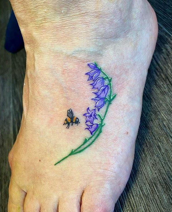 30 Elegant Bluebell Flower Tattoos You Can't Help Trying