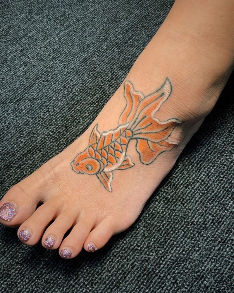 30 Pretty Goldfish Tattoos for Your Inspiration