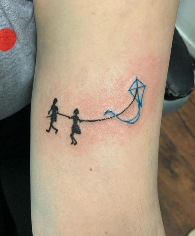 30 Creative Kite Tattoos Give You Inspiration