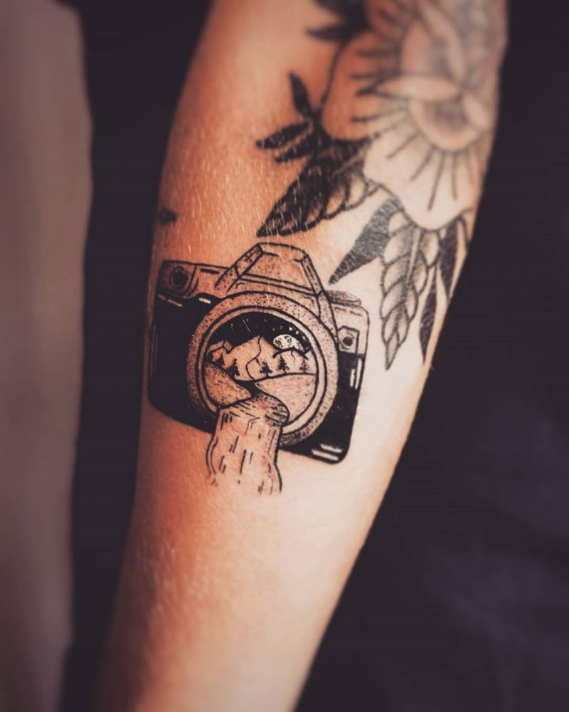 30 Creative Camera Tattoos You Will Love