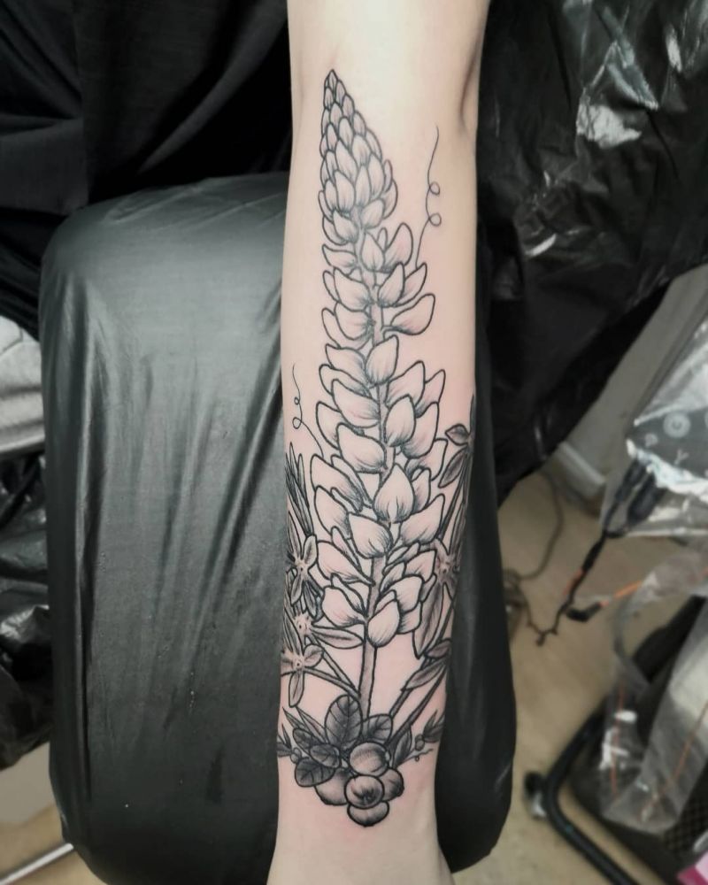 30 Pretty Lupine Tattoos for Your Inspiration