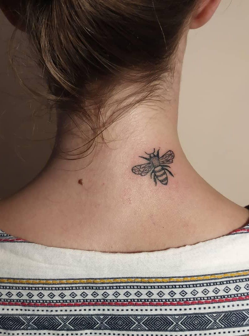 30 Pretty Bee Tattoos Make You Love Work