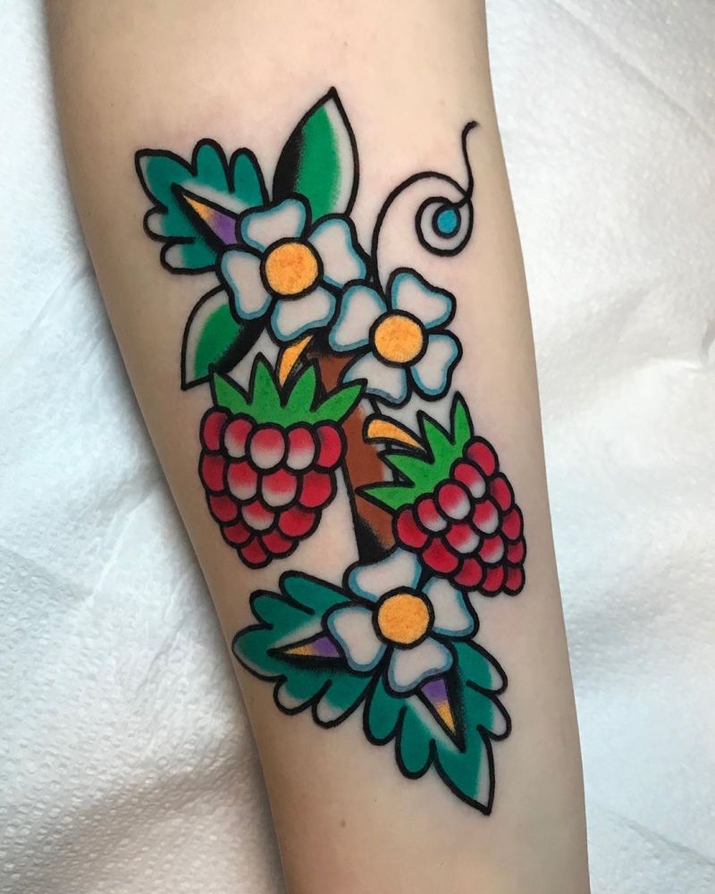 30 Elegant Raspberry Tattoos You Can't Help Trying